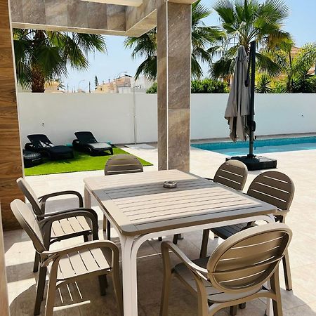 Villa Domicil De Luxe Torrevieja Exteriér fotografie