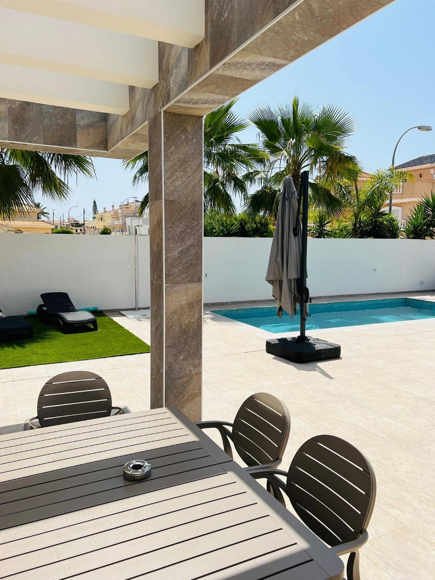Villa Domicil De Luxe Torrevieja Exteriér fotografie