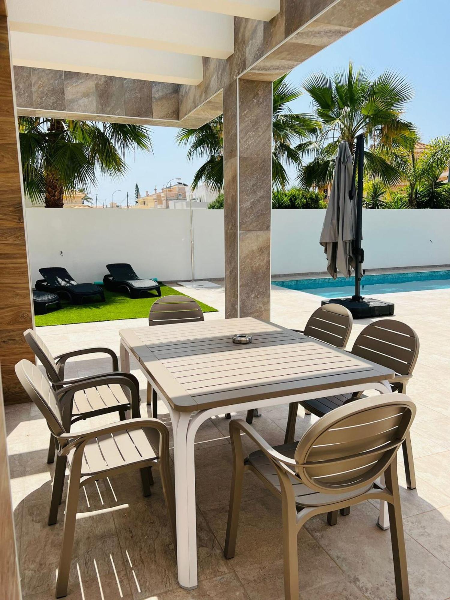 Villa Domicil De Luxe Torrevieja Exteriér fotografie